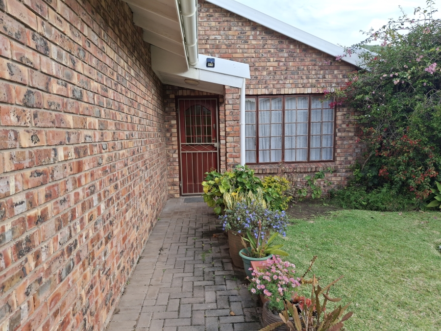 To Let 2 Bedroom Property for Rent in Gonubie Eastern Cape